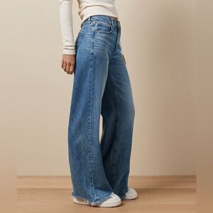AE Dreamy Drape Super High-Waisted Baggy Wide-Leg Jean